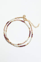 Collier-bracelet Queen Chichis enroulé, perles de culture, grenat rouge et rhodochrosite