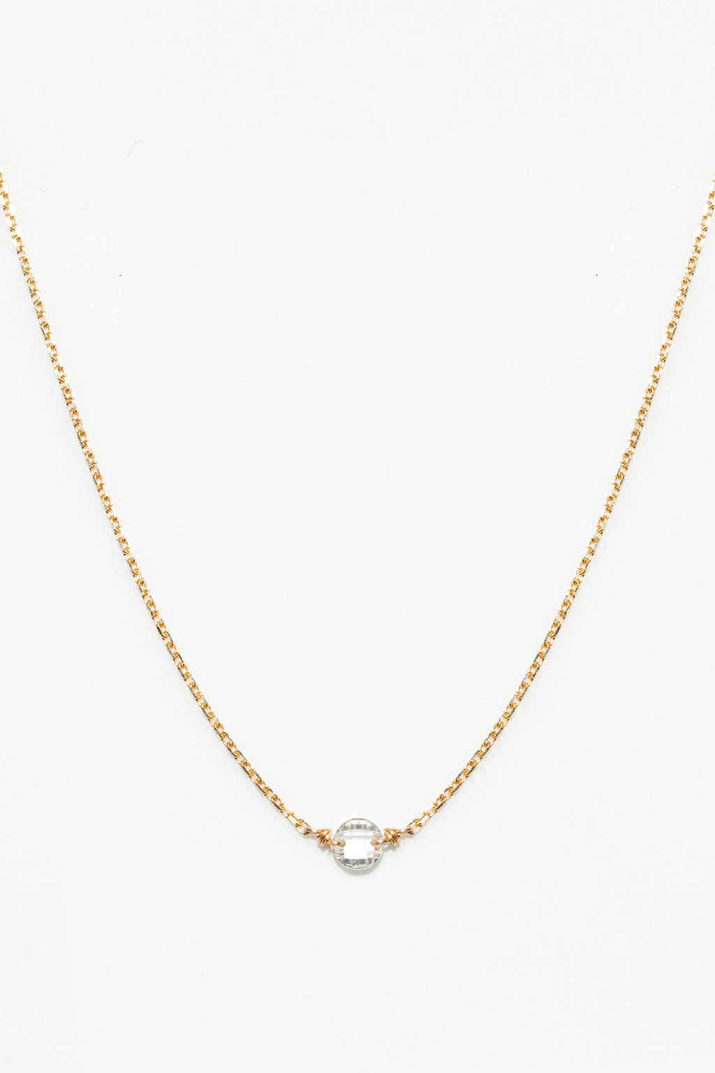 Oriana short necklace - 18k gold with white diamond