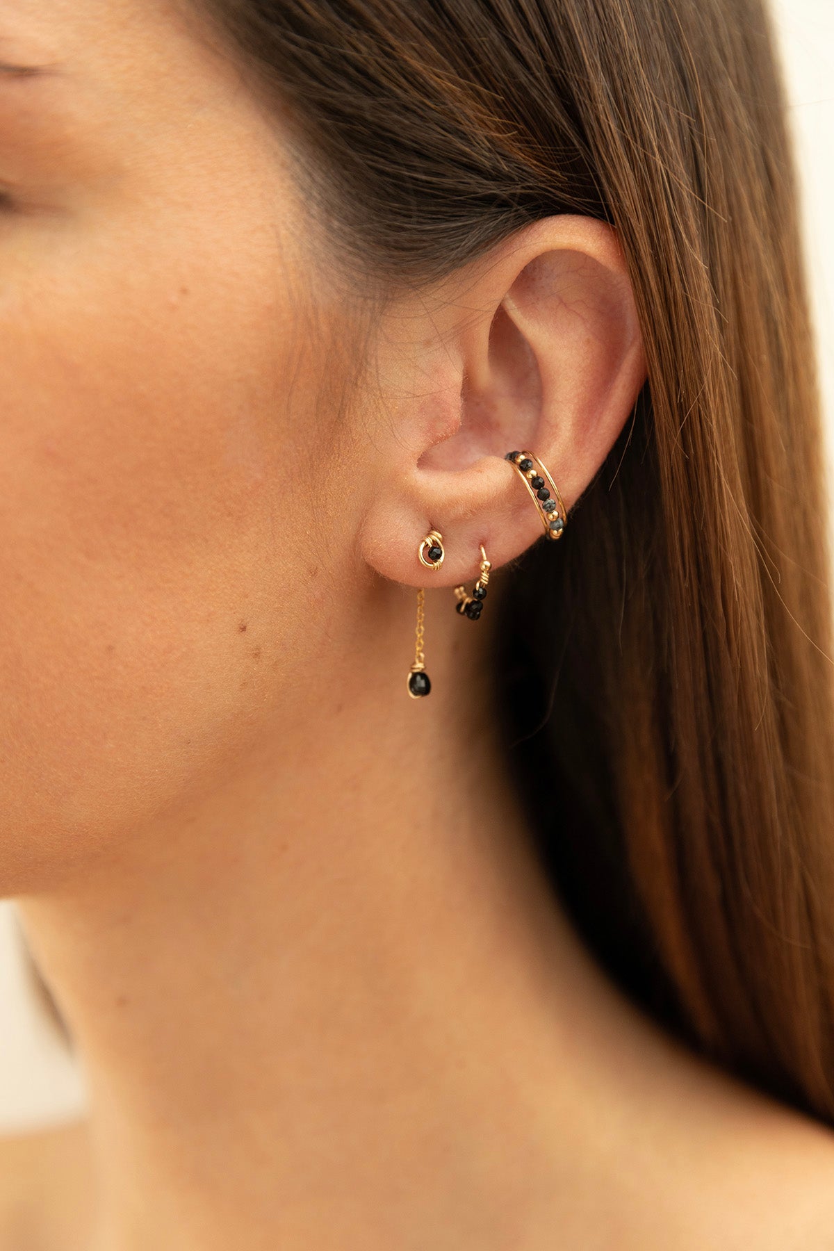 Priya mini hoop earrings
