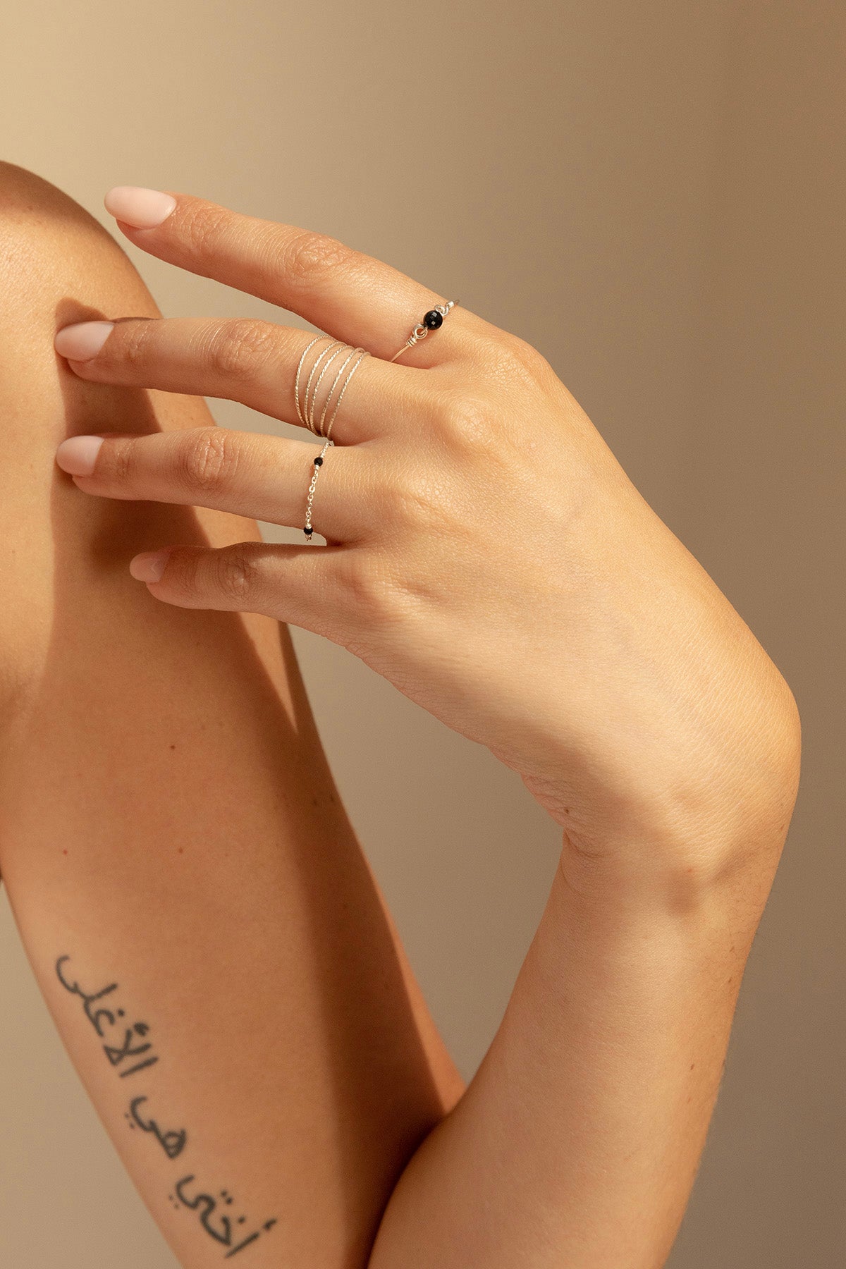 bague argent portée et pierres naturelles agates 