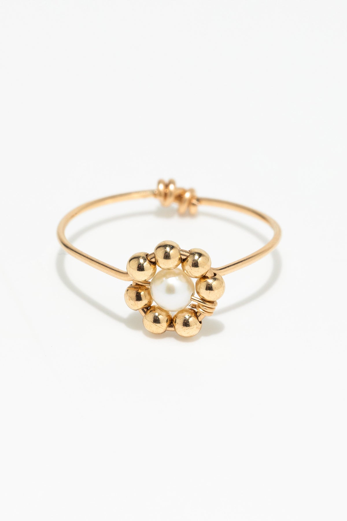Daisy Ring - Cultured Pearl