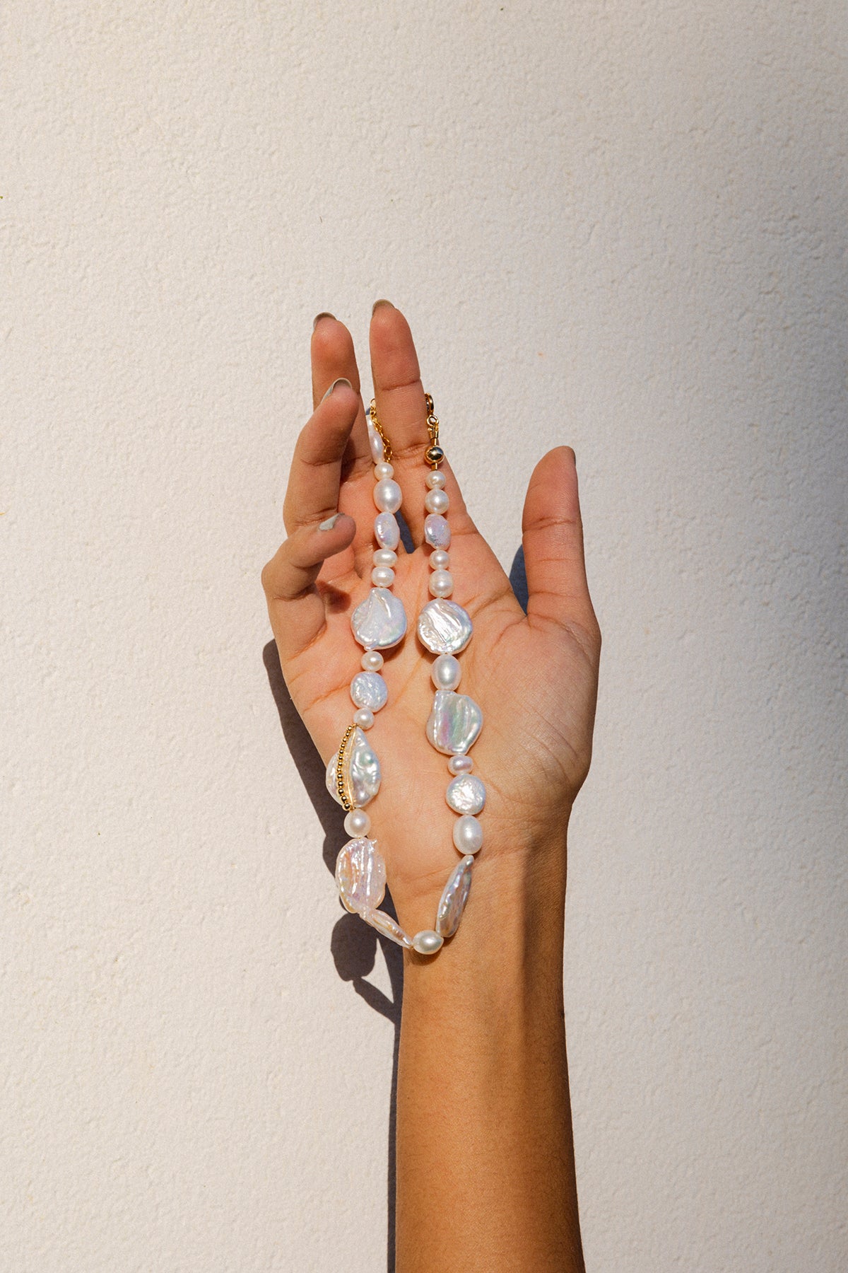 Cowrie necklace - Cultured pearl