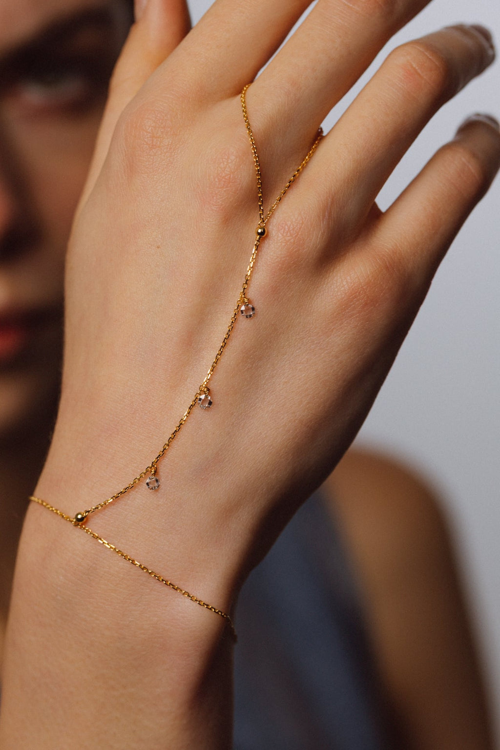 Sofia hand jewel - 750‰ gold White diamond