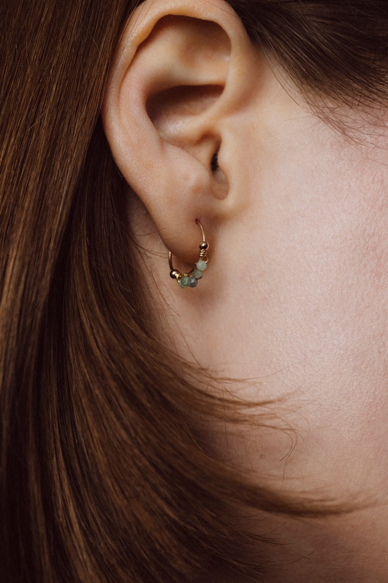 Priya mini hoop earrings
