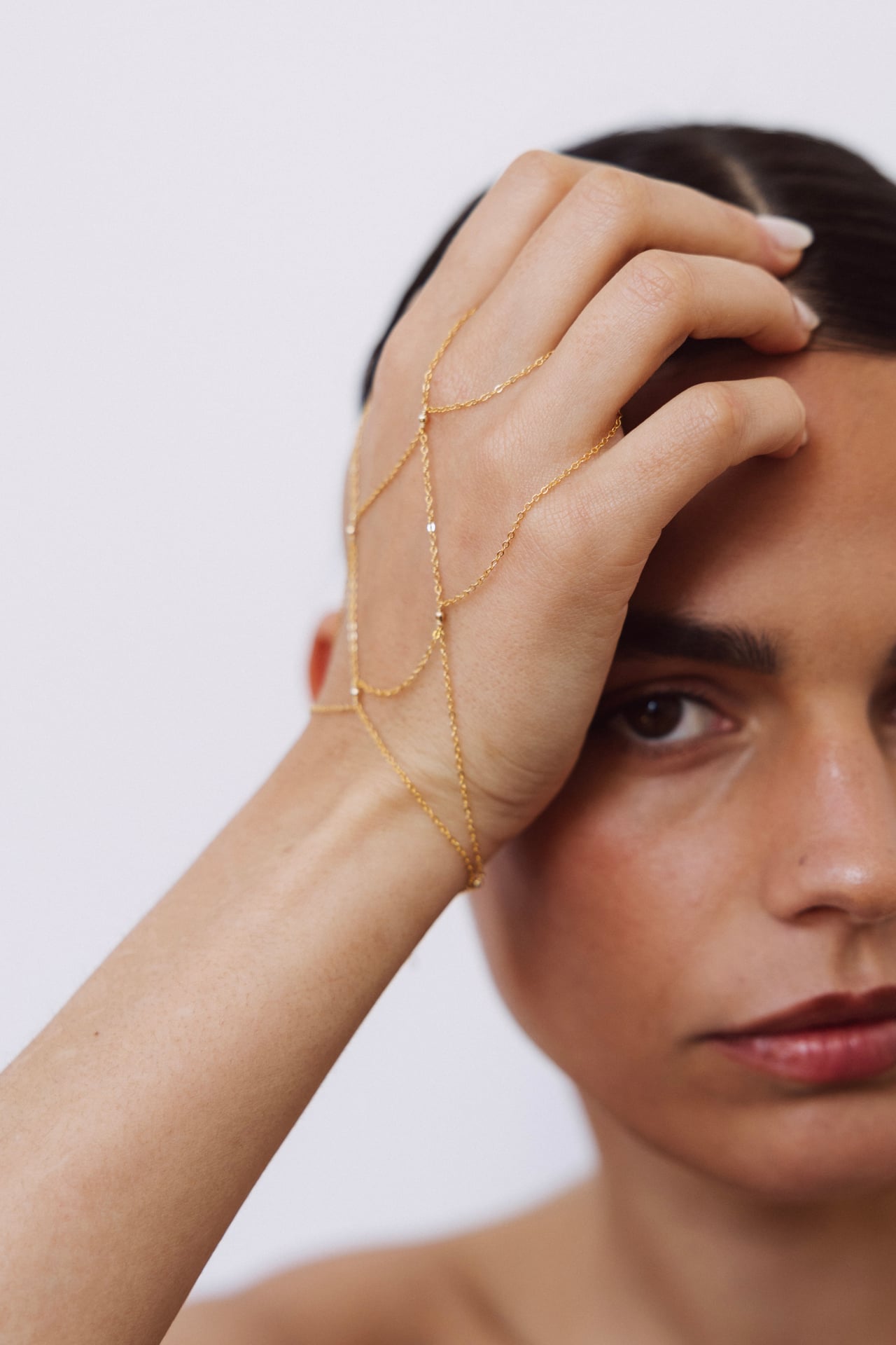 Mitaine hand jewelry