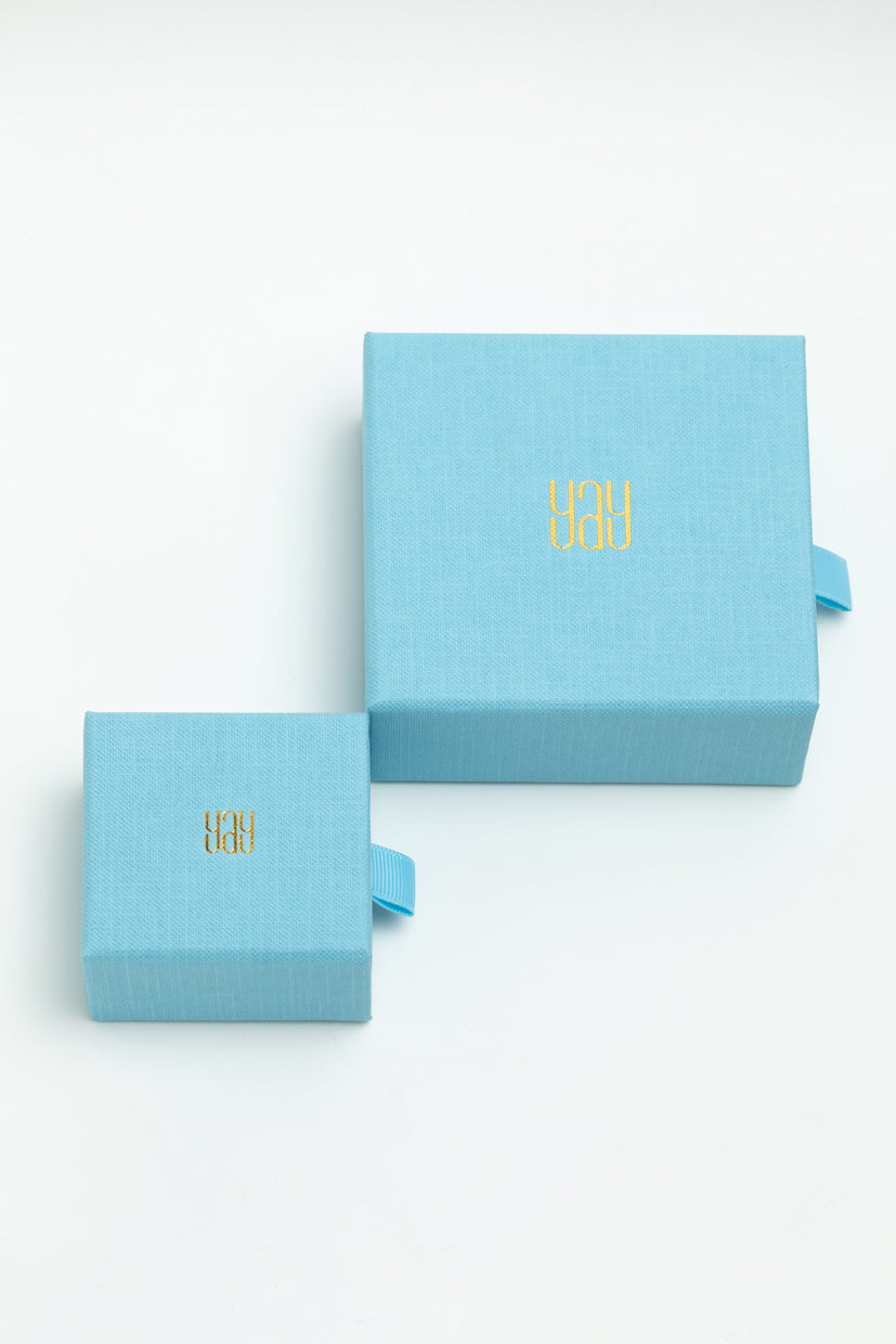 Medium blue box