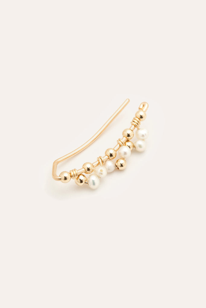 boucle d'oreille montante gold filled or perles de culture bijou fabriqué à la main à paris waterproof