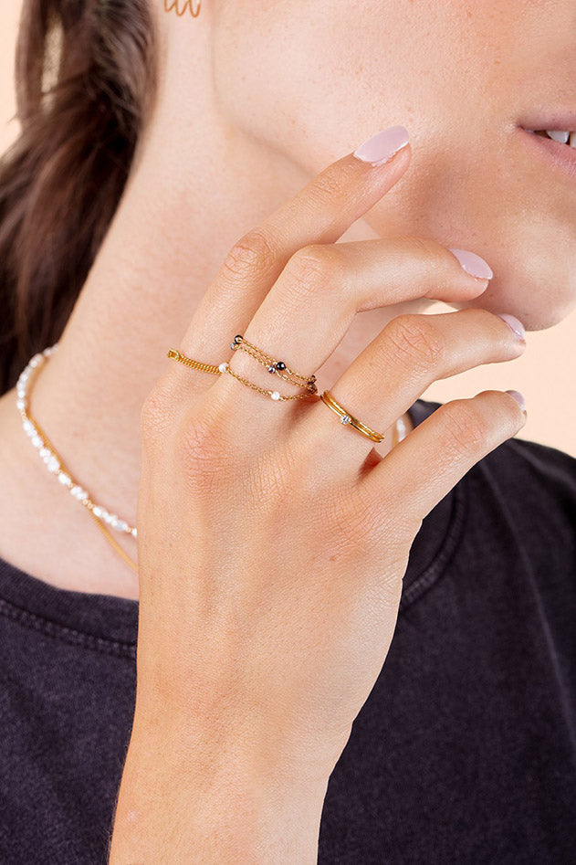 Satellite chain ring - faceted stones