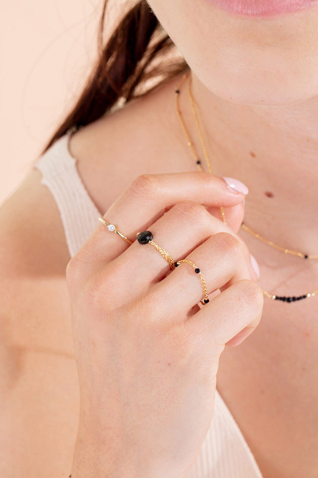 Satellite chain ring - faceted stones
